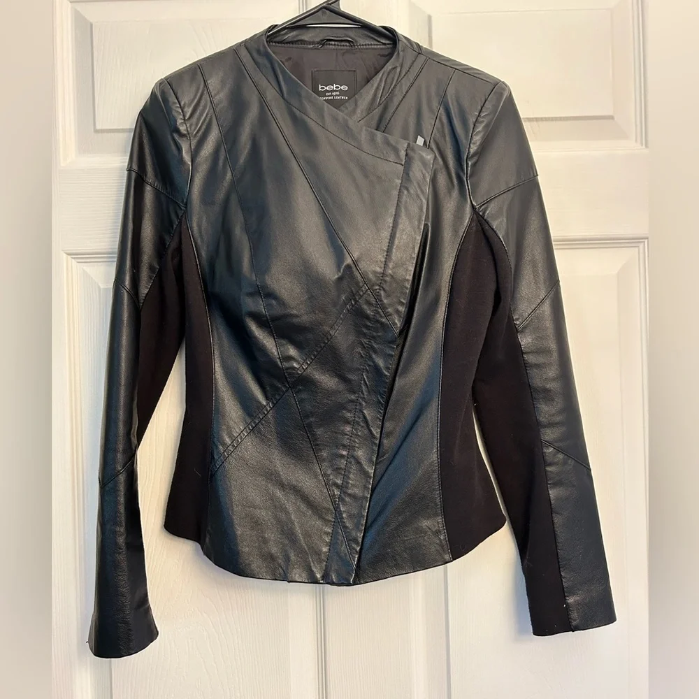 Bebe Leather Motorcycle Jacket Women’s Size Small - Picture 2 of 11